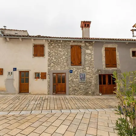 Petina