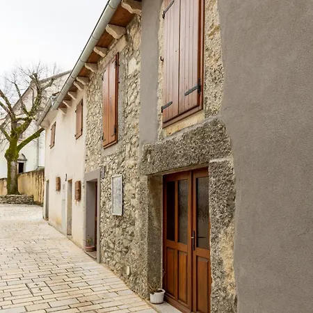 Guest house Petina
